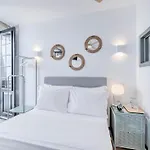 Pensjonat Street Fonte Taurina - Riverfront (adults Only) 3*