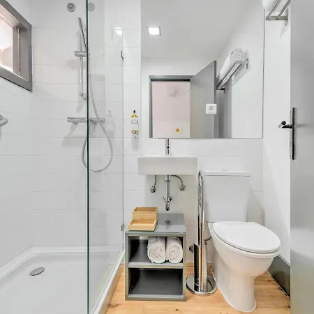 Oporto Street Fonte Taurina - Riverfront Suites (Adults Only) Guest house