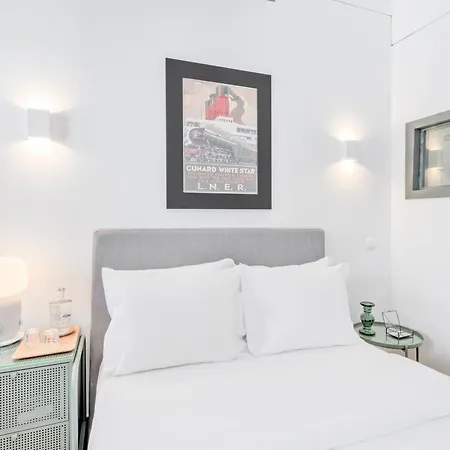 Oporto Street Fonte Taurina - Riverfront Suites (Adults Only)