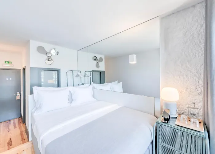 Gasthof Oporto Street Fonte Taurina - Riverfront Suites (Adults Only)