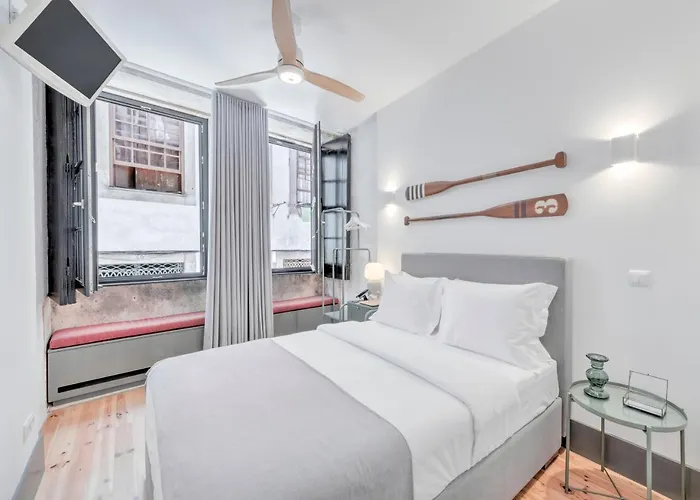 Gasthof Oporto Street Fonte Taurina - Riverfront Suites (Adults Only) Porto