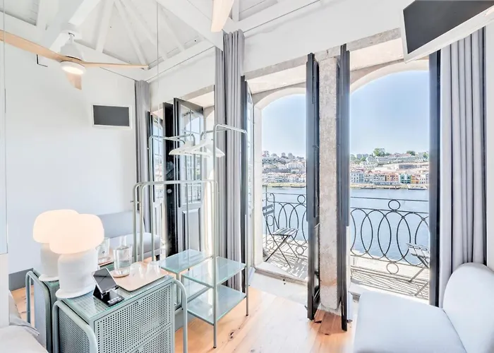 Penzion Street Fonte Taurina - Riverfront (adults Only) Porto